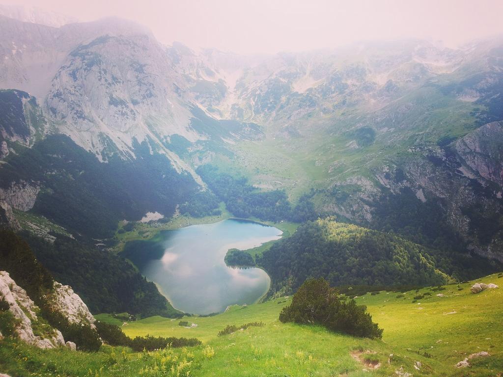 Turisticki Kompleks - Montana تجينتيستيه المظهر الخارجي الصورة