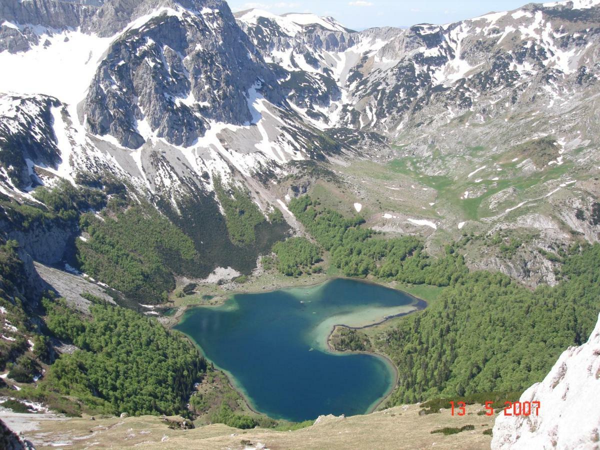 Turisticki Kompleks - Montana تجينتيستيه المظهر الخارجي الصورة